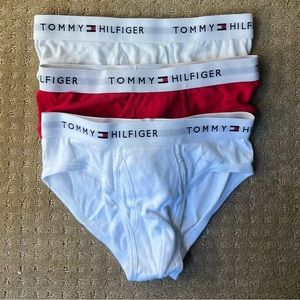 Bundle of 3 Mens briefs 28-30”